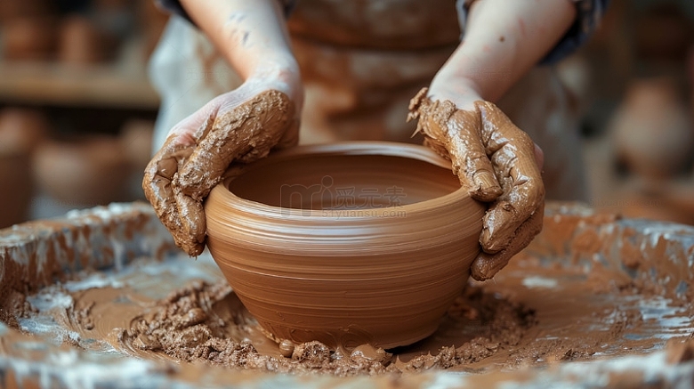 陶藝大師手下的匠心之作 探索陶瓷藝術的高清世界